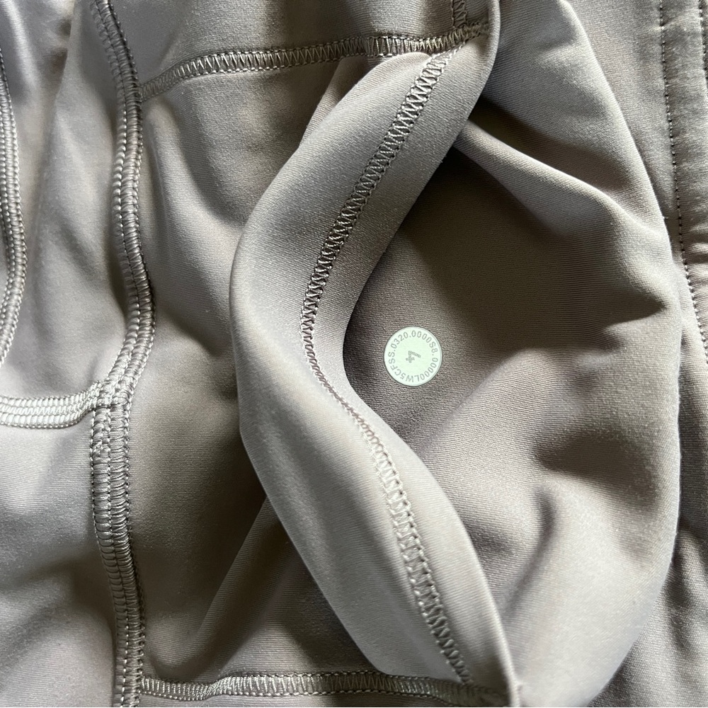 Lululemon Fast and Free Tight II 25" *Non-Reflective Nulux - violet verbena - Picture 6 of 6